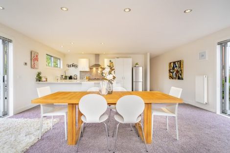 Photo of property in 37 Mt Marua Drive, Timberlea, Upper Hutt, 5018