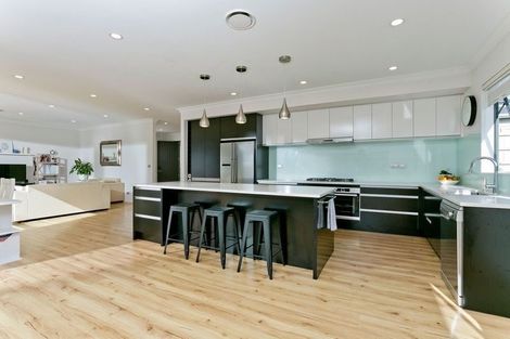 Photo of property in 106 Admirals Court Drive, Greenhithe, Auckland, 0632