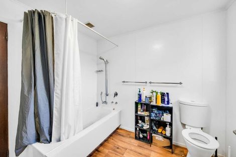 Photo of property in 11 Biggar Street, Strathern, Invercargill, 9812