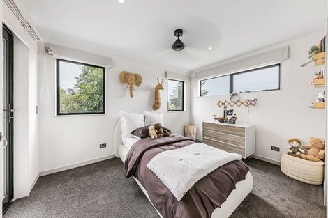 Photo of property in 16 Bella Vista Drive, Gulf Harbour, Whangaparaoa, 0930