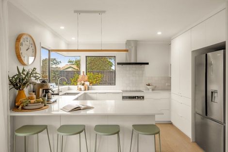 Photo of property in 2 Aldermen Avenue, Papamoa Beach, Papamoa, 3118
