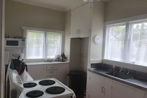 Photo of property in 180 College Street, Awapuni, Palmerston North, 4412