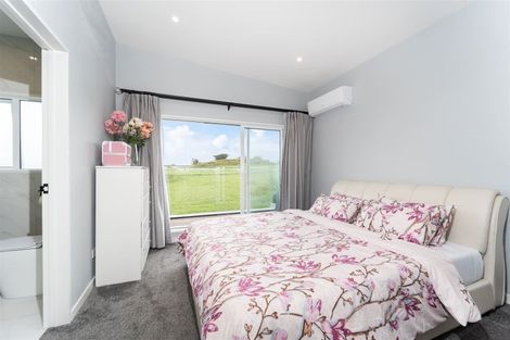 Photo of property in 35 Matakohe Road, Westgate, Auckland, 0814