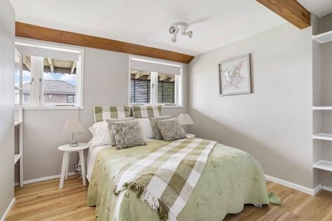 Photo of property in 1/40 Carlisle Road, Browns Bay, Auckland, 0630