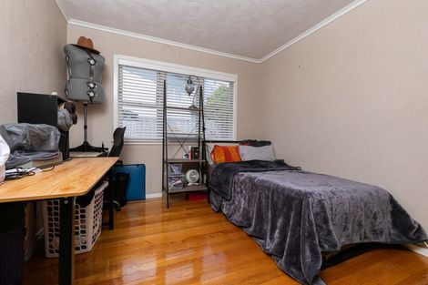 Photo of property in 13b Humphrey Kemp Avenue, Henderson, Auckland, 0612