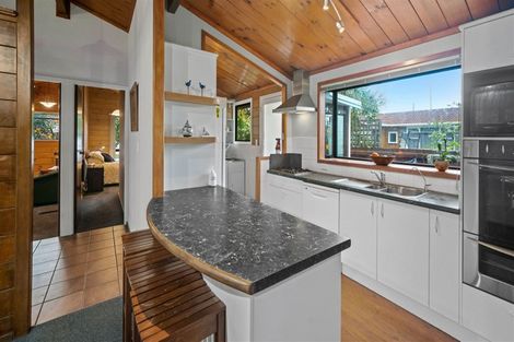 Photo of property in 183 Avonhead Road, Avonhead, Christchurch, 8042