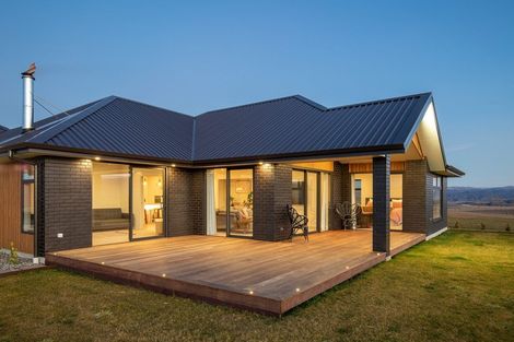 Photo of property in 355 Golden Road, Springvale, Alexandra, 9393