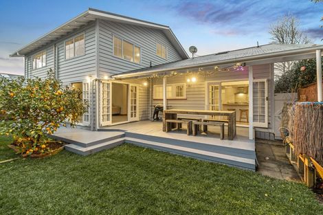 Photo of property in 15 Fairholme Avenue, Epsom, Auckland, 1023