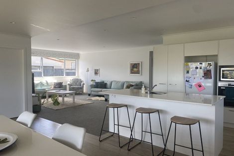 Photo of property in 17a Central Avenue, Avenues, Whangarei, 0110