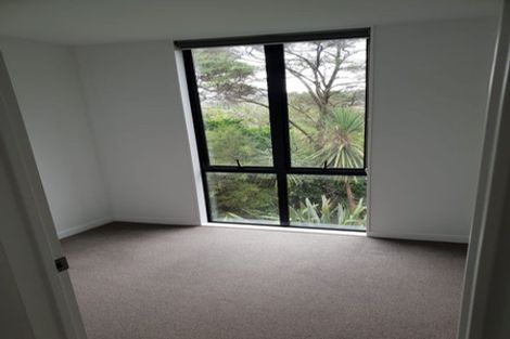 Photo of property in 33 Durness Place, Red Beach, 0932