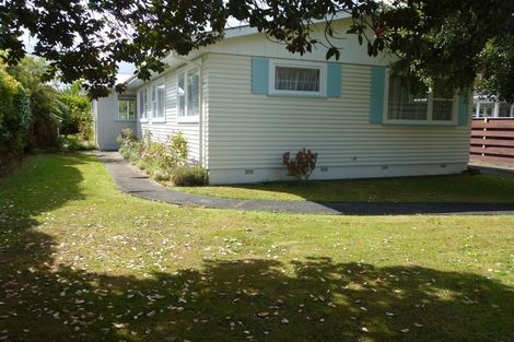 Photo of property in 64 Newcastle Street, Hokowhitu, Palmerston North, 4410