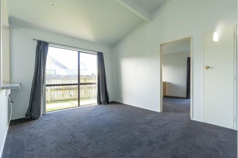 Photo of property in 56 Geraldine Crescent, Cloverlea, Palmerston North, 4412