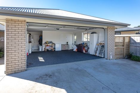 Photo of property in 80 Golden Shore Place, Coromandel, 3506