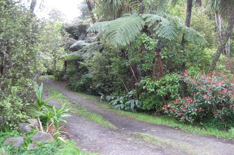 Photo of property in 39 Bush Road, Waiatarua, Auckland, 0604