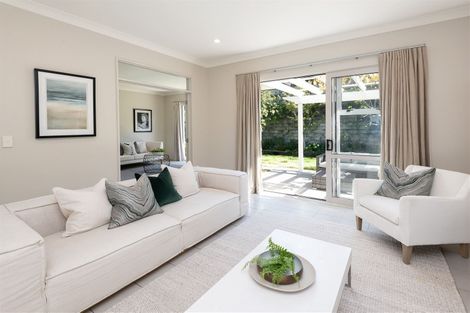 Photo of property in 35 Searle Street, Stonefields, Auckland, 1072