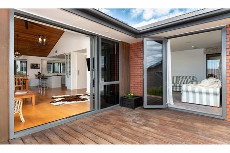 Photo of property in 100 Condor Drive, Pyes Pa, Tauranga, 3112