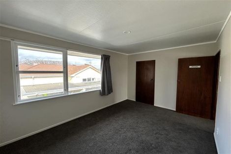 Photo of property in 2/88 Victoria Avenue, Palmerston North, 4410