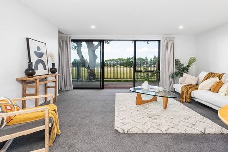Photo of property in 11 Malaga Crescent, Harewood, Christchurch, 8051