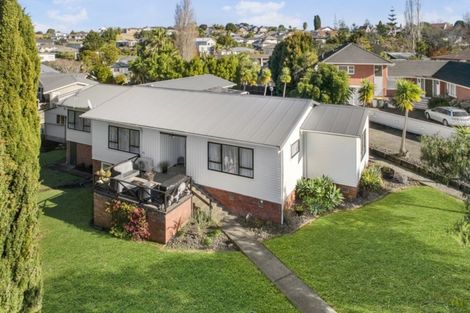 Photo of property in 55 Howe Street, Howick, Auckland, 2014