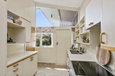 Photo of property in 11 Strathmore Avenue, Strathmore Park, Wellington, 6022