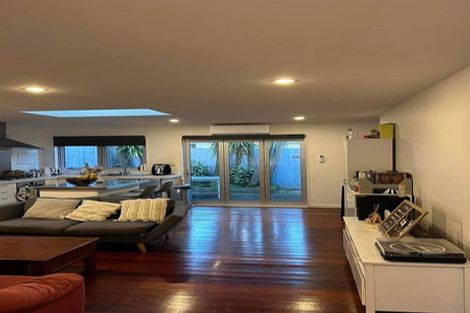 Photo of property in 41 Brougham Street, Mount Victoria, Wellington, 6011