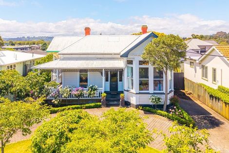 Photo of property in 12 Campbell Street, Whanganui, 4500