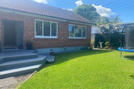 Photo of property in 1/25 Woodward Avenue, Mangere Bridge, Auckland, 2022