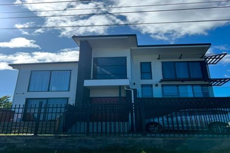 Photo of property in 8a Palmer Avenue, Glen Eden, Auckland, 0602