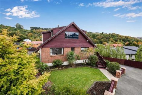 Photo of property in 11 Colquhoun Street, Glenross, Dunedin, 9011