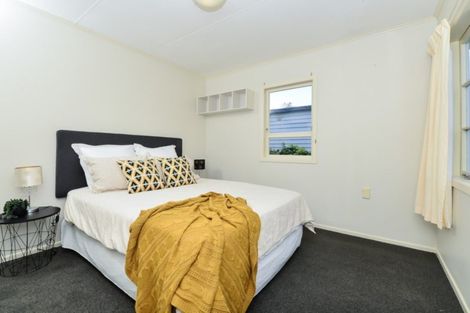 Photo of property in 9 Bettina Road, Fairfield, Hamilton, 3214