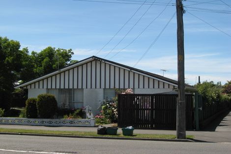 Photo of property in 118 Avonhead Road, Avonhead, Christchurch, 8042