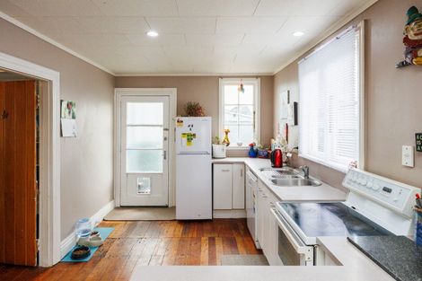 Photo of property in 38 Queen Street, Feilding, 4702