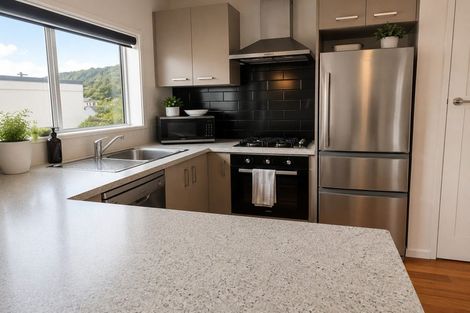 Photo of property in 6 Cluny Road, Plimmerton, Porirua, 5026