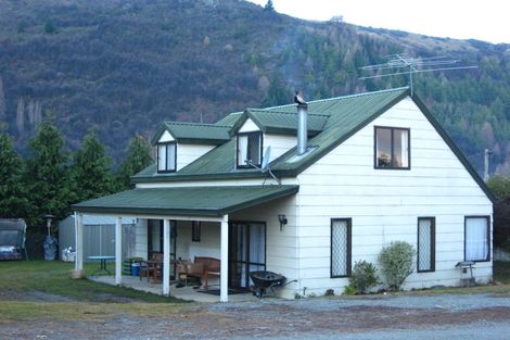 Photo of property in 9 Centennial Avenue, Arrowtown, 9302