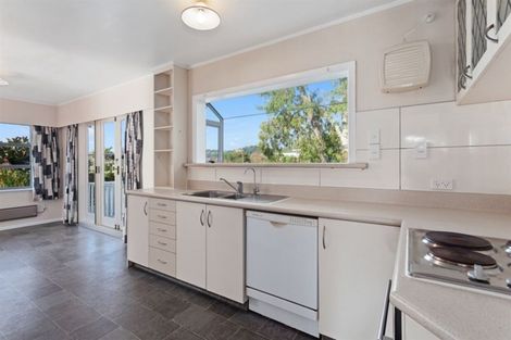 Photo of property in 16 Pouwhare Street, Whakatane, 3120