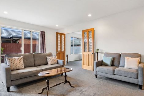 Photo of property in 17a Broadbent Street, Riccarton, Christchurch, 8041