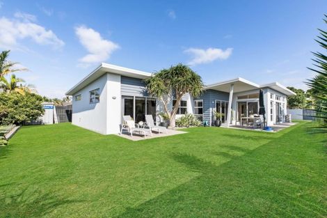 Photo of property in 29 Kahira Crescent, Papamoa Beach, Papamoa, 3118