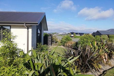 Photo of property in 13 Claremont Crescent, Amberley, 7410