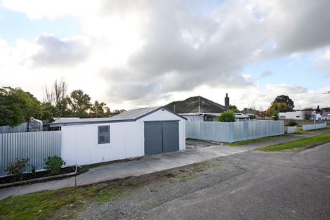 Photo of property in 64 Phillips Street, Sanson, 4817