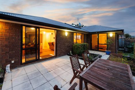 Photo of property in 3 Palm Avenue, Hokowhitu, Palmerston North, 4410