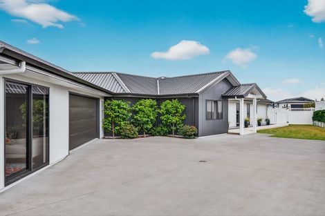 Photo of property in 6 Kamaka Street, Wharewaka, Taupo, 3330