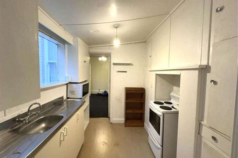 Photo of property in 5 Howe Street, North Dunedin, Dunedin, 9016