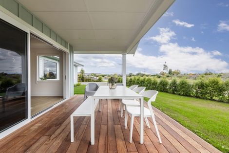 Photo of property in 129 Middle Road, Havelock North, 4130