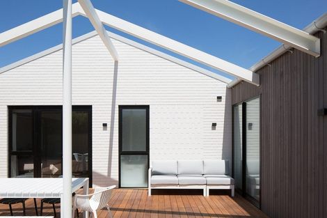 Photo of property in 1 Bunz Road, Halswell, Christchurch, 8025