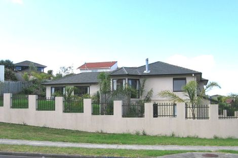 Photo of property in 3 Belleaire Court, West Harbour, Auckland, 0618