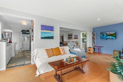 Photo of property in 3 Kelly Street, Baylys Beach, Dargaville, 0377