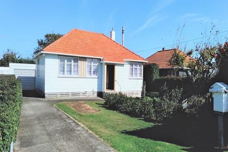 Photo of property in 41 Seymour Street, Waitara, 4320