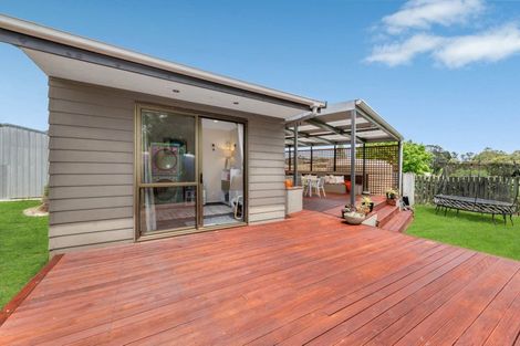 Photo of property in 10 Fourth View Avenue, Beachlands, Auckland, 2018