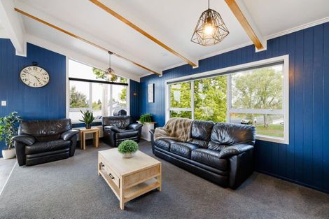 Photo of property in 1 Morrow Avenue, St Andrews, Hamilton, 3200