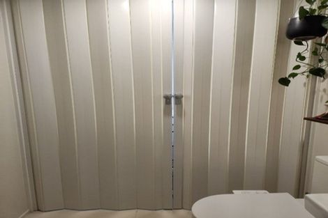 Photo of property in 2 Broadfield Street, Massey, Auckland, 0614